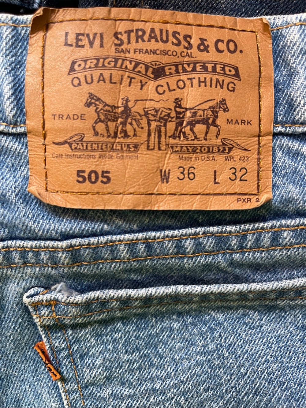 Levi's 505 Men's Light Blue Straight Jeans with Orange Tag